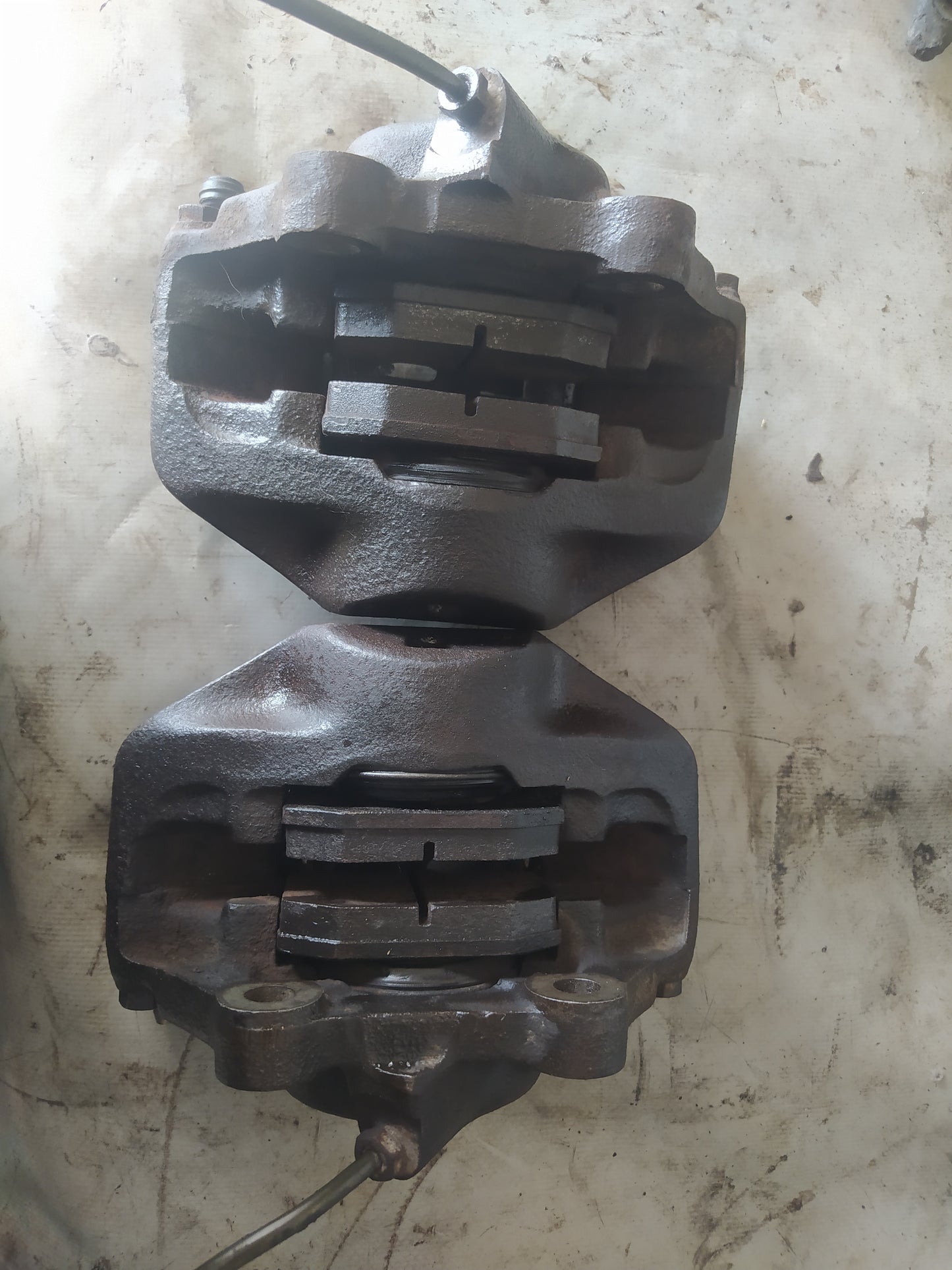 BMW E21 PINZAS DELANTERAS Y DISCOS MACIZOS PARA BMW E21 34111150253 34111150254