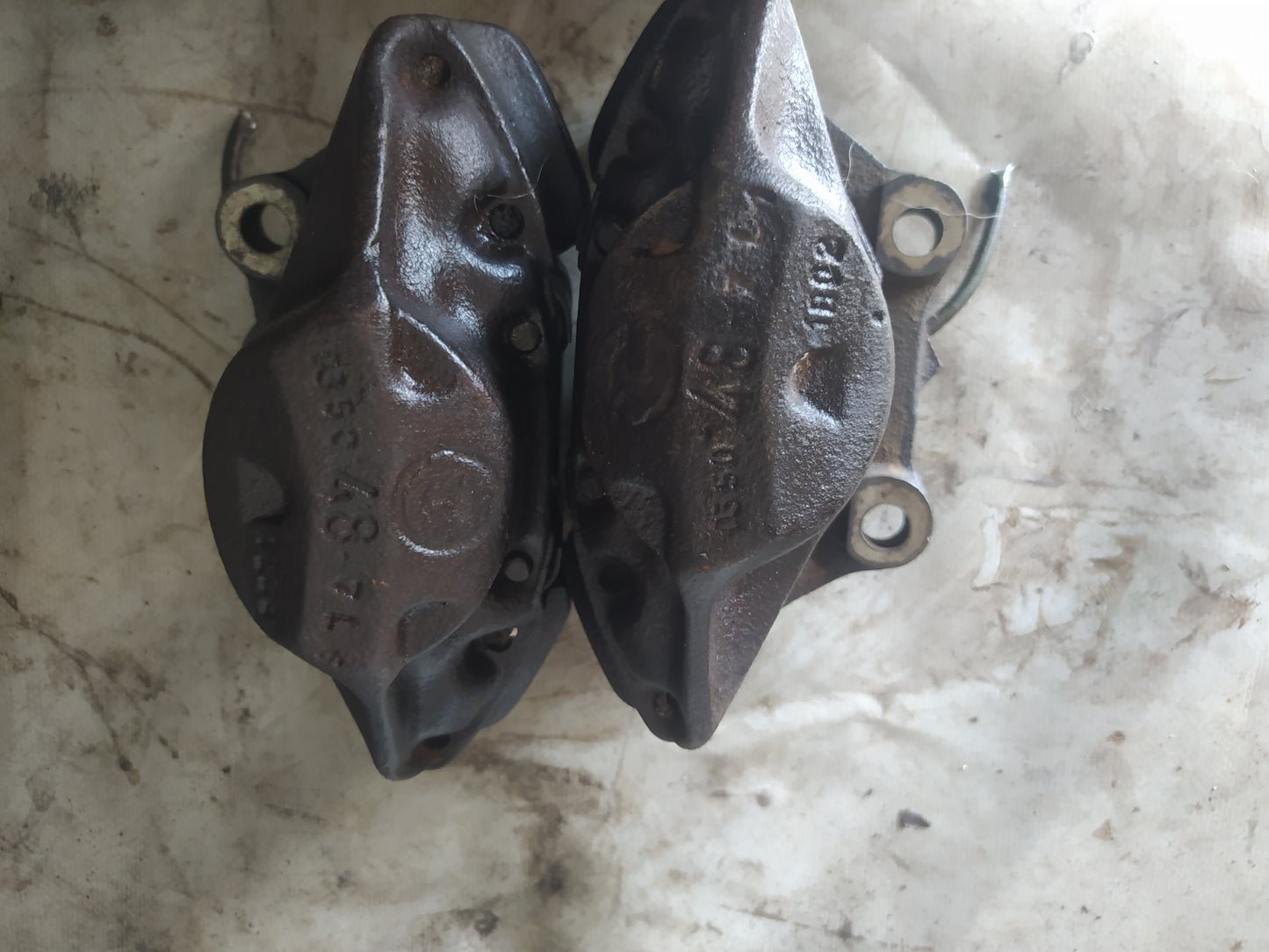 BMW E21 PINZAS DELANTERAS Y DISCOS MACIZOS PARA BMW E21 34111150253 34111150254