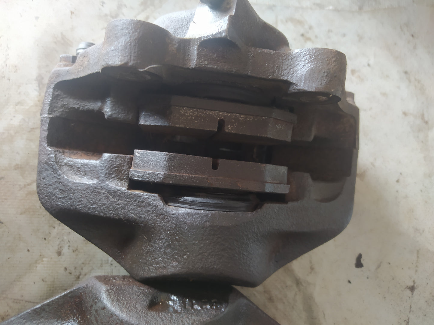BMW E21 PINZAS DELANTERAS Y DISCOS MACIZOS PARA BMW E21 34111150253 34111150254