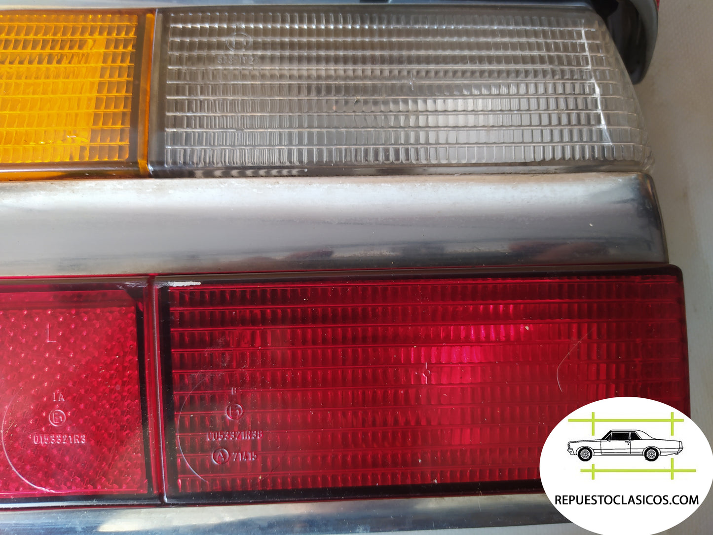 BMW E28 P piloto trasero izquierdo Cromado 63211366769