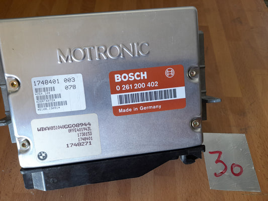 ECU BOSCH BMW  0261200402 0261 200 402  1740354