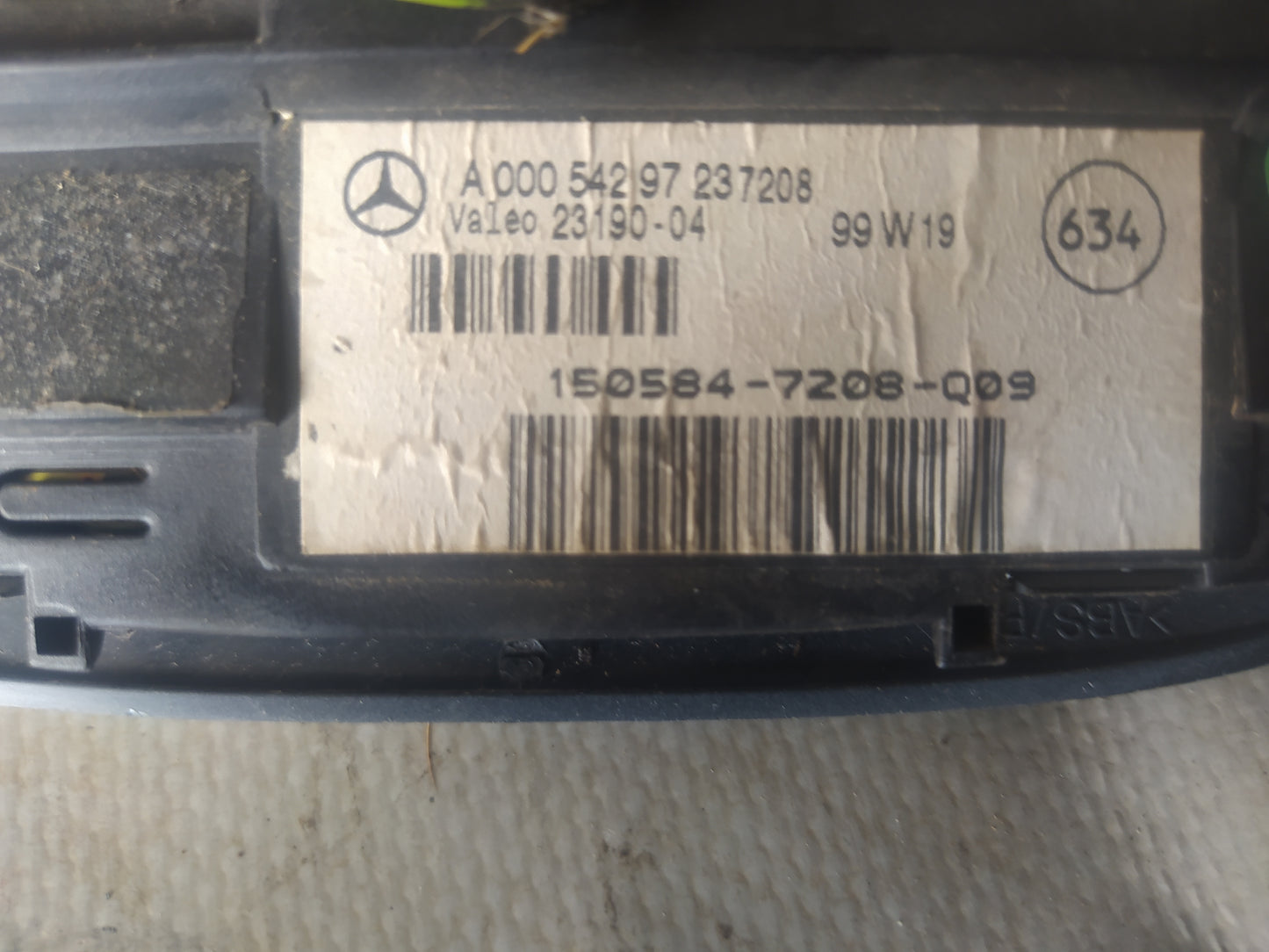 Mercedes Parktronik A00054297237208 2319004   11