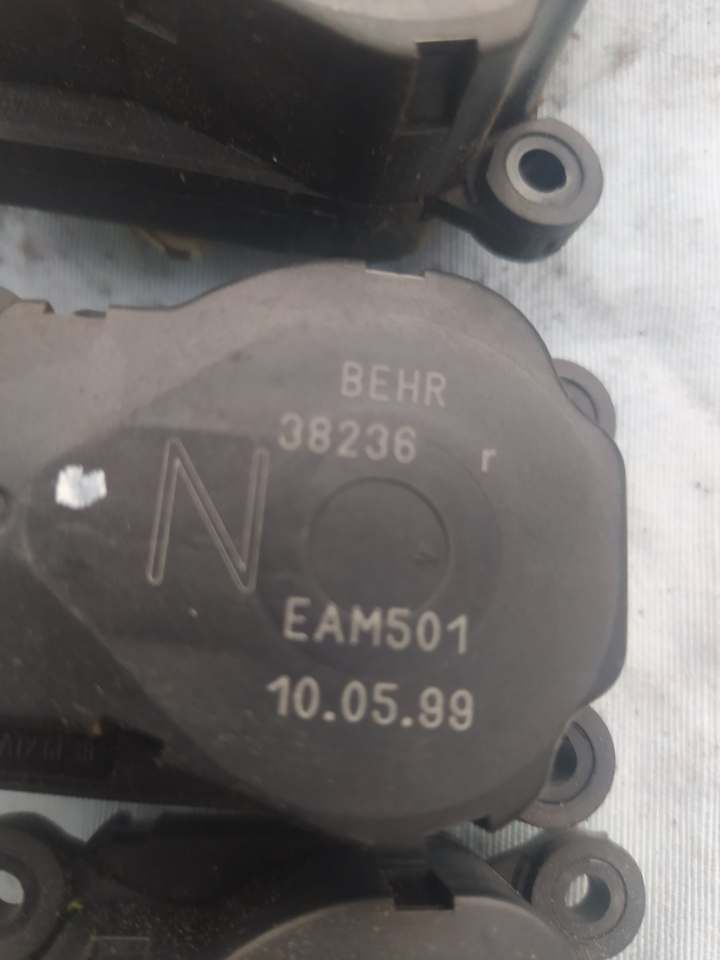 Mercedes W220 servomotor BEHR 38236R