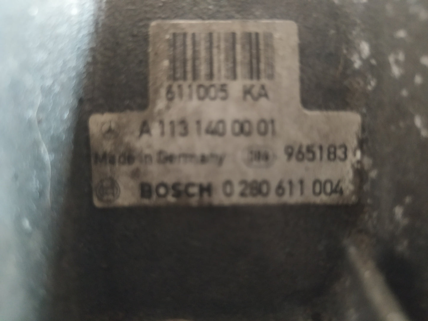 Mercedes A1131400001  bosch 028611004 colector de admission  REF  1131400001 bosch 028611004 AMG 687137902065 PIERBURG 72267101