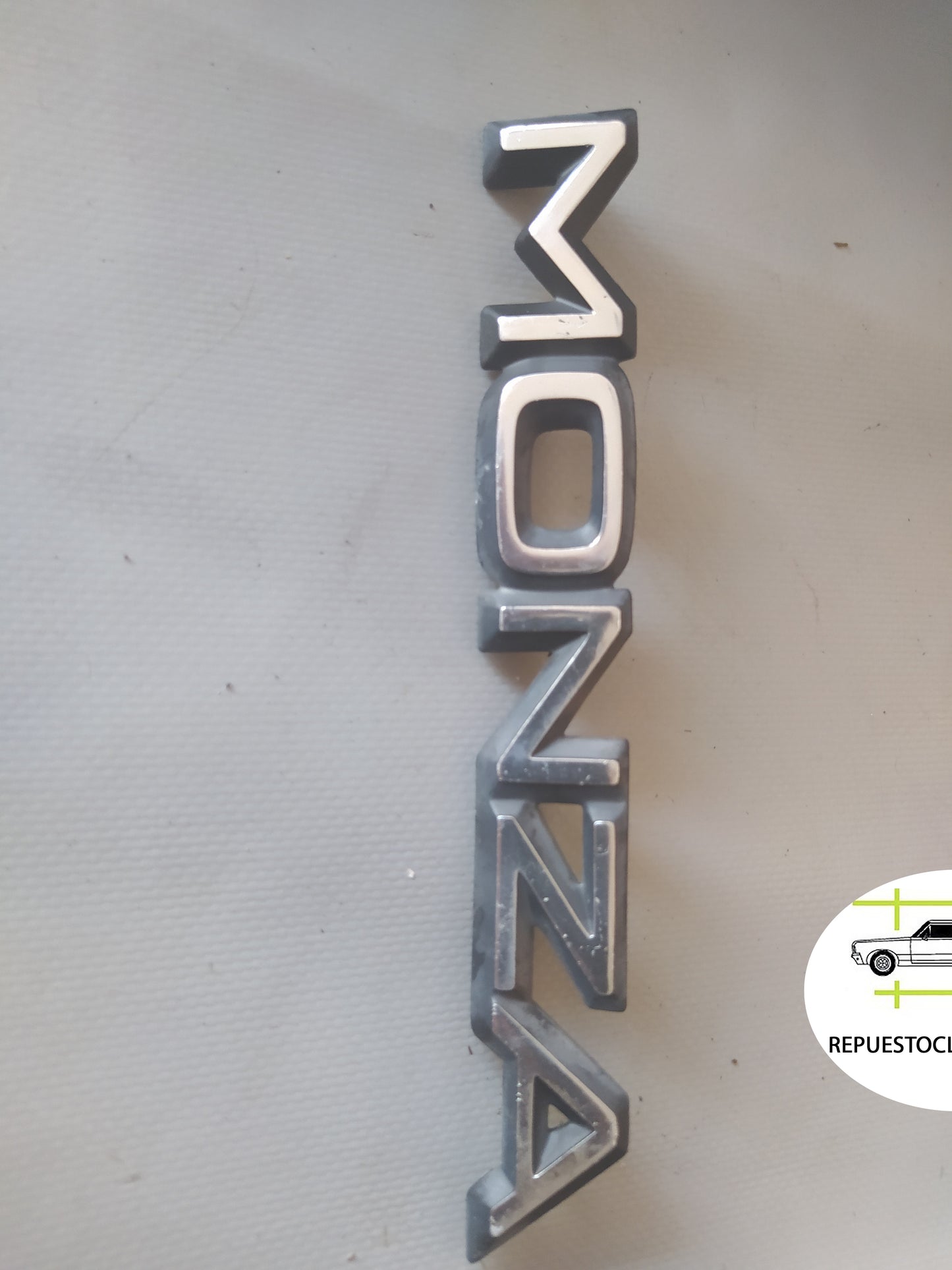 OPEL MONZA logo trasero Monza