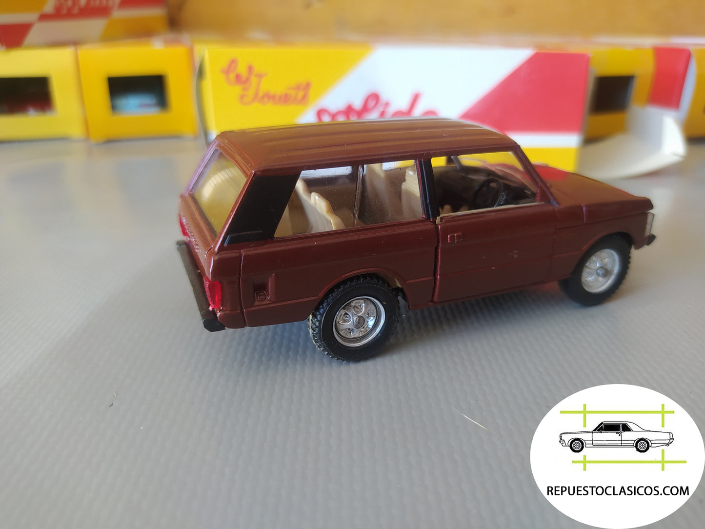 Range Rover escala 1/43