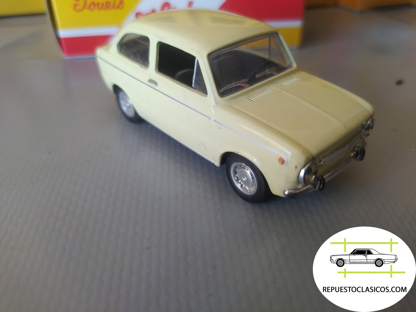 SEAT 850 1969  escala 1/43