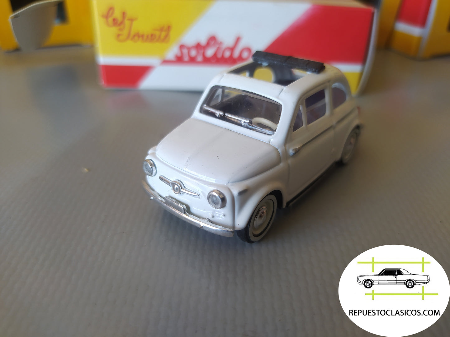 FIAT 500 1957  - escala 1/43