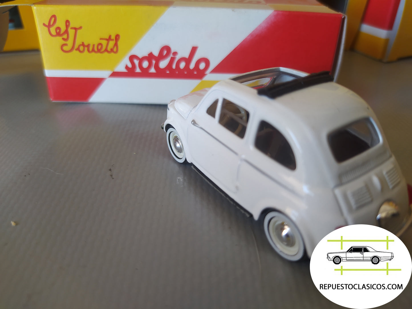 FIAT 500 1957  - escala 1/43