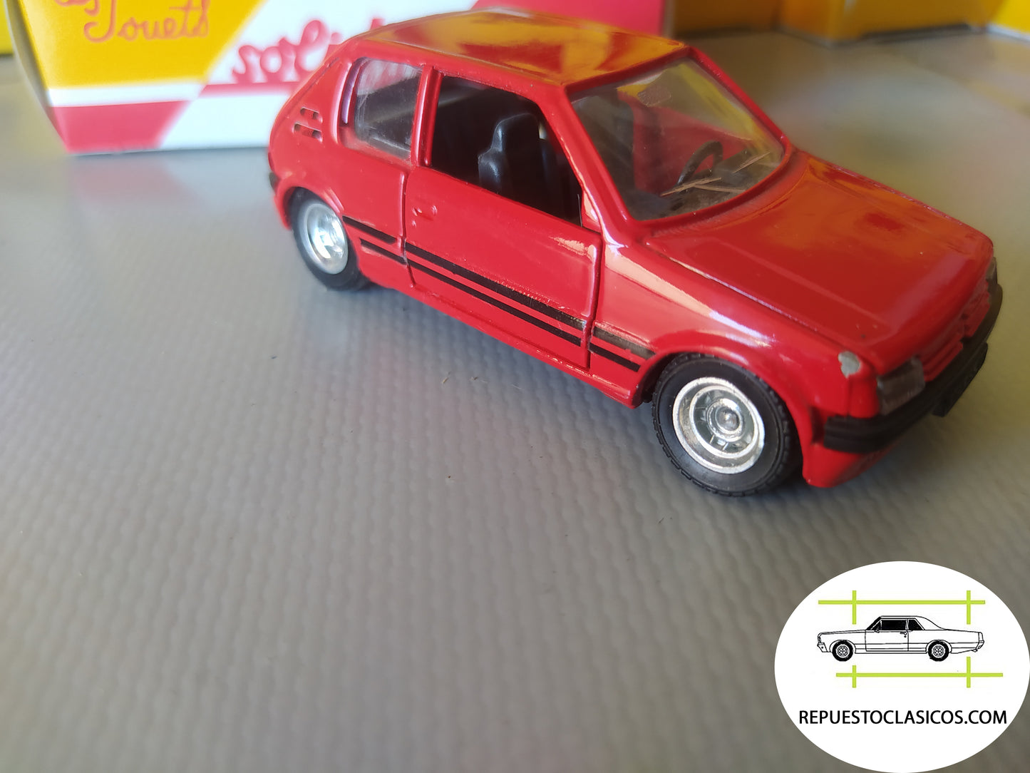 Peugeot 205  escala 1/43