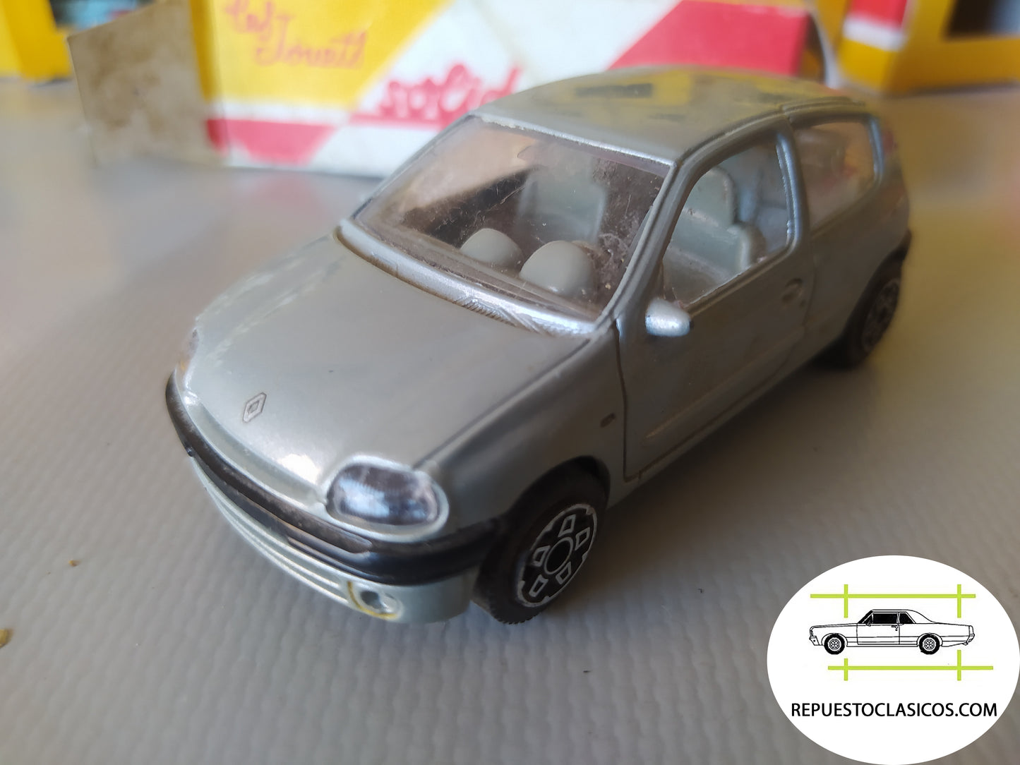 BURAGO nº78  -  Renault Clio . 1/43