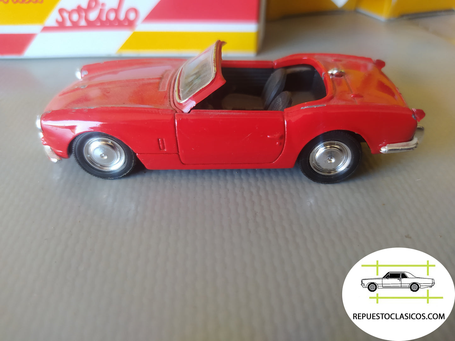 Triumph Spitfire  escala 1/43