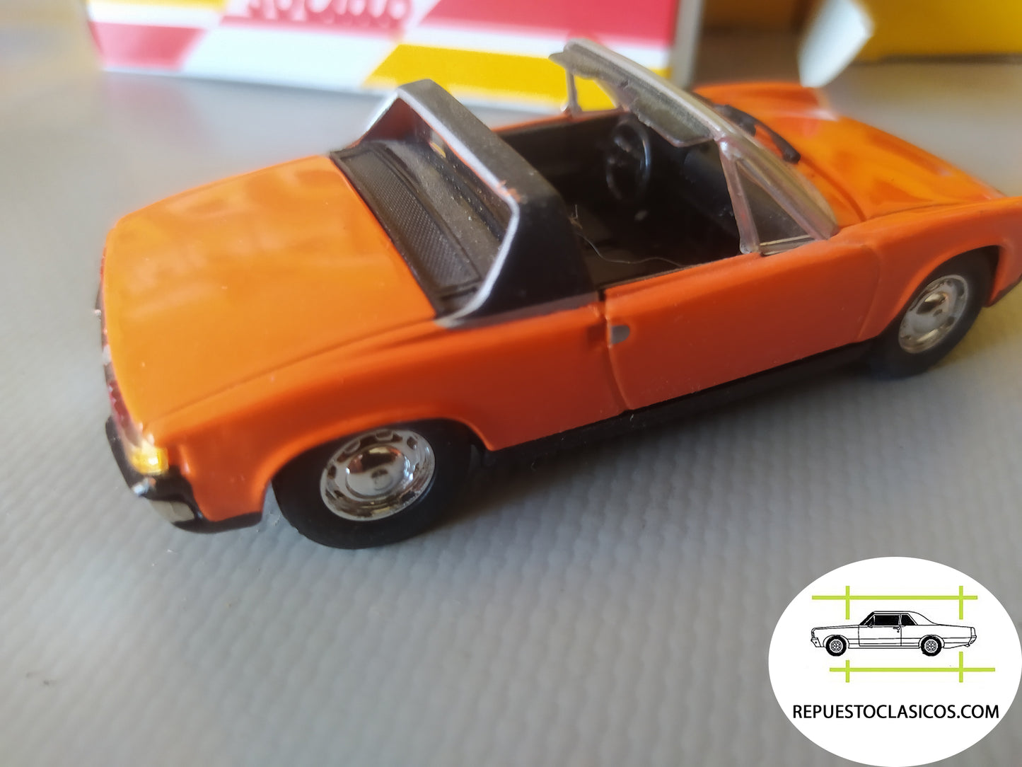 Porsche 914 escala 1/43