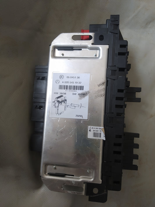 MERCEDES W220 Controlador SAM A0205451932